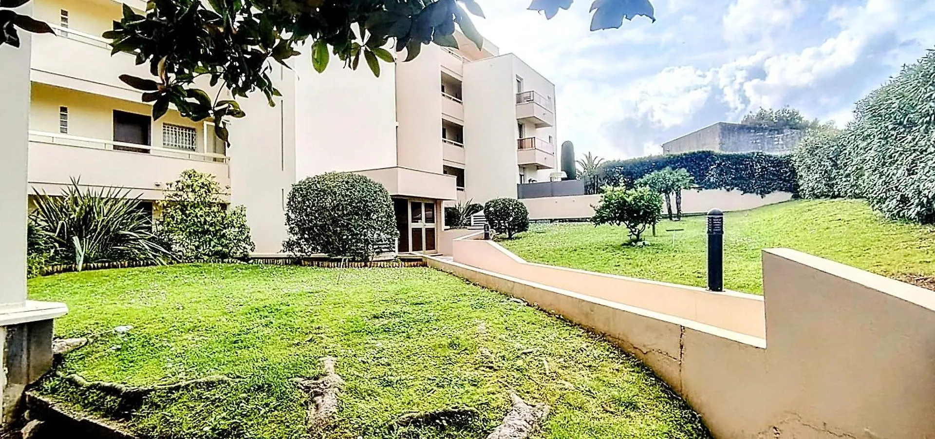 Apartment Studio Cosy Balcon Apercu Mer Antibes